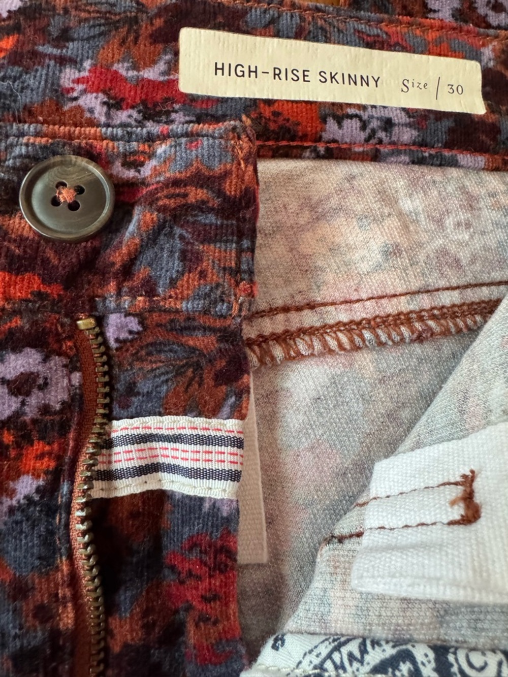 Pilcro Floral Velvet Pants Size 30 - Picture 6 of 8